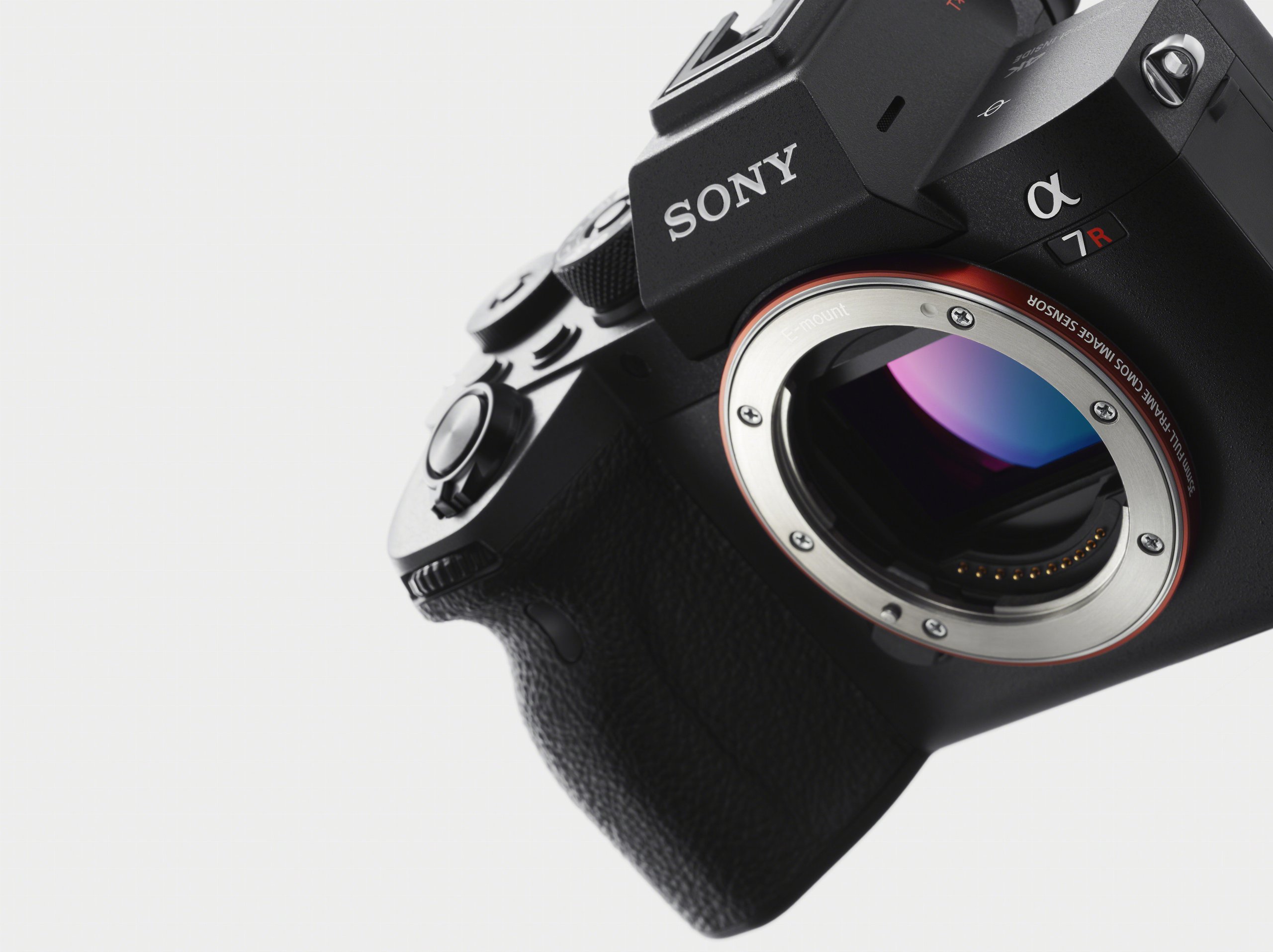 Post Banner for Sony Receives Four 2020 Tipa Awards for Cameras, for Real-Time Tracking Technology, A7R IV, A6600, and RX100 VII