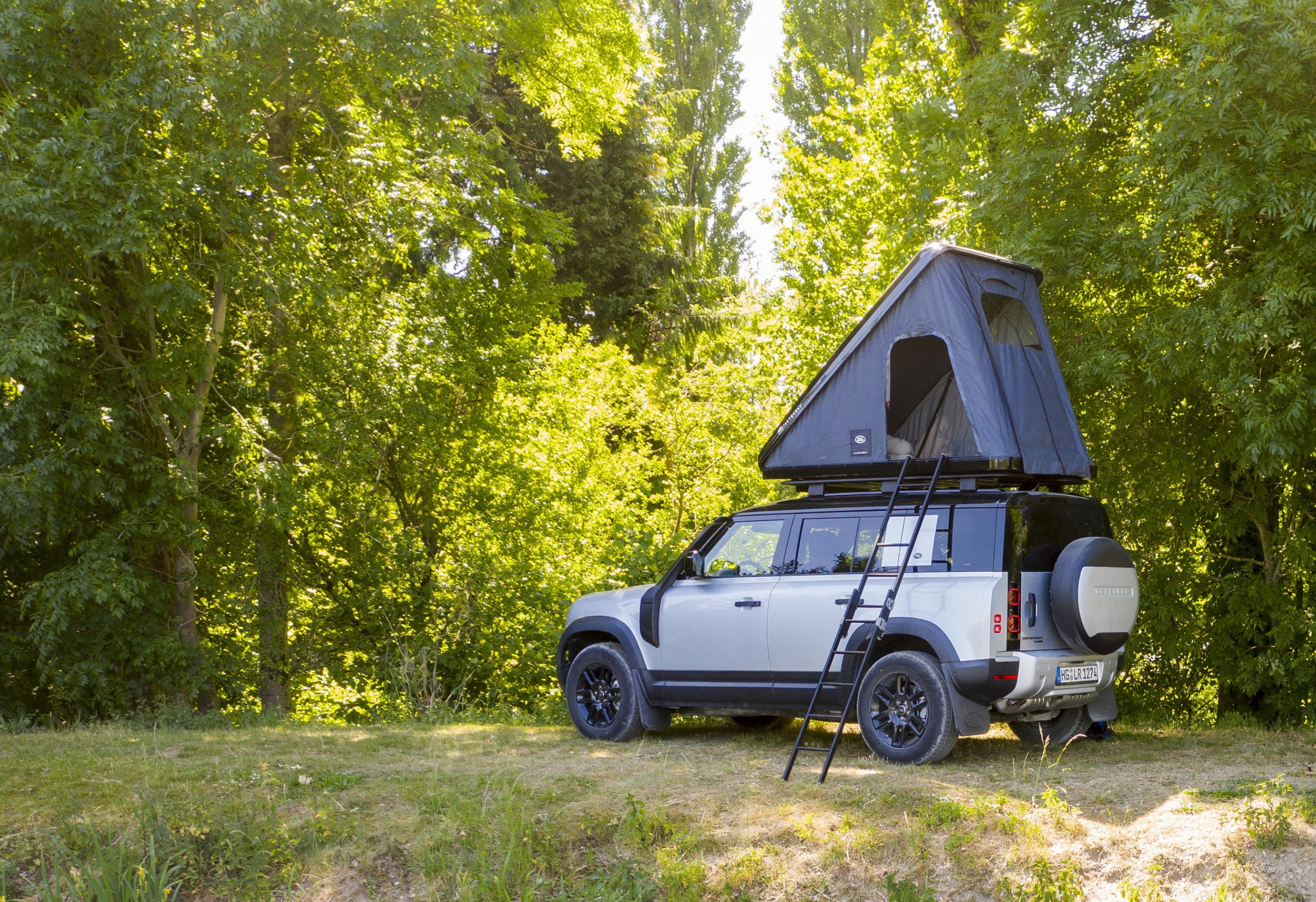 Post Banner for Land Rover Introduces Autohome Rugged Roof Tent for the New L663 Defender 110