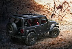 Rubicon 392 Concept Puts a New 6.4-litre V8 Inside Jeep Wrangler