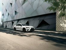 Thumbnail for article Lexus ES Welcomes Black Line Special Edition, More Powertrain Options, and Upgraded Standard Equipment for 2021