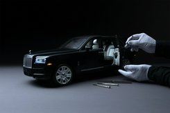 Photo 1for post Miniature Cullinan by Rolls-Royce Redefines Replica Cars with the Same Level of Customization as the Real Vehicle