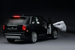 Miniature Cullinan by Rolls-Royce Redefines Replica Cars with the Same Level of Customization as the Real Vehicle