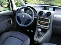Photo 0of Peugeot 1007 Minivan (2005-2009)