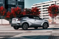 Photo 4of Toyota C-HR (AX10/AX50) Crossover (2016-2020)