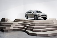 Thumbnail of product Volvo V60 II Cross Country Station Wagon (2018)