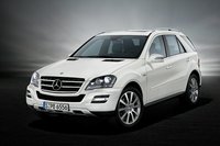 Photo 6of Mercedes-Benz ML-Class W164 facelift Crossover (2008-2011)