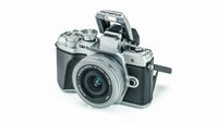 Photo 1of Olympus OM-D E-M10 Mark III MFT Mirrorless Camera (2017)