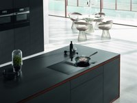 Photo 0of Miele Induction Hob Units with Integrated Extractor KMDA 7633/7634 FR (stainless-steel frame) and KMDA 7633/7634 FL (frameless)