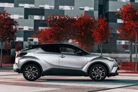 Photo 3of Toyota C-HR (AX10/AX50) Crossover (2016-2020)