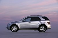 Photo 1of Mercedes-Benz ML-Class W164 Crossover (2005-2008)