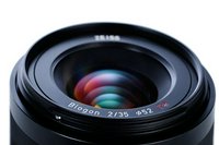 Photo 3of Zeiss Loxia 35mm F2 Full-Frame Lens (2014)