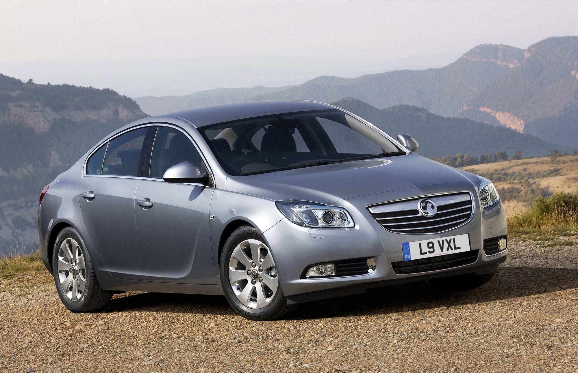 Opel Insignia A / Vauxhall Insignia / Buick Regal / Holden Commodore ...