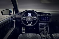 Photo 8of Volkswagen Tiguan II (R / Allspace) Crossovers (AD1, 2021 Facelift)