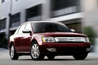 Thumbnail of Ford Five Hundred Sedan (2004-2007)