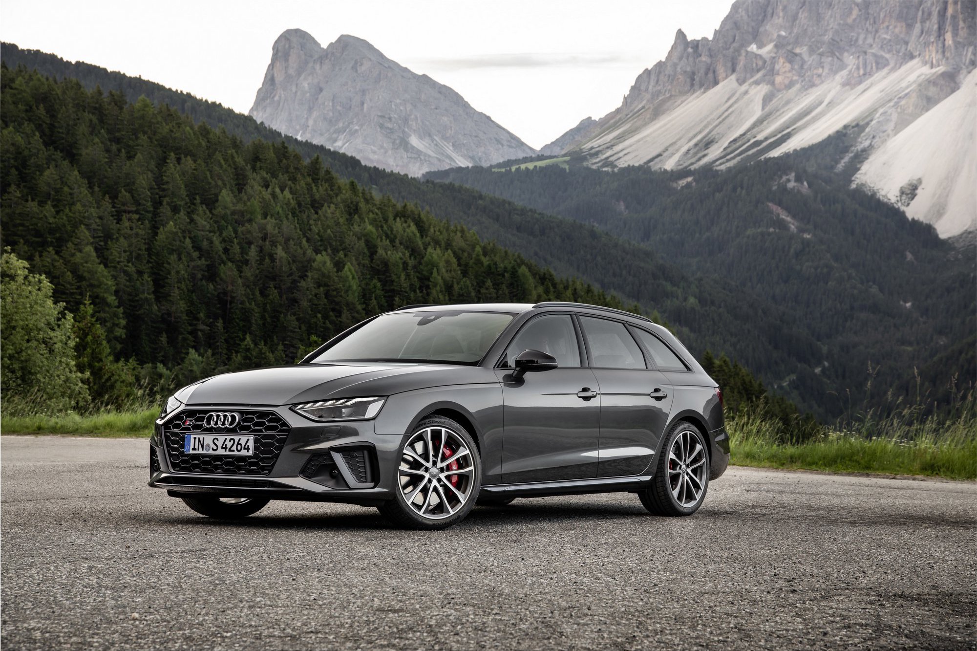 Audi S4 Avant B9 (8W) facelift Station Wagon (2019) | Specifications ...