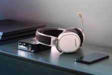 Thumbnail of product SteelSeries Arctis Pro Wireless Gaming Headset