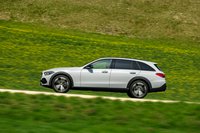 Photo 6of Mercedes-Benz C-Class All-Terrain S206 Station Wagon (2021)