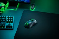 Photo 2of Razer Viper Ultimate Wireless Gaming Mouse