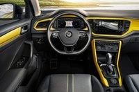 Photo 0of Volkswagen T-Roc (A11) Crossover (2017-2020)
