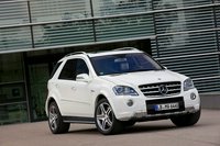 Thumbnail of Mercedes-Benz ML-Class W164 facelift Crossover (2008-2011)