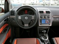 Photo 0of Volkswagen CrossTouran (1T) Minivan (2007-2015)