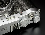 Photo 2of Fujifilm X100T APS-C Compact Rangefinder Camera (2014)