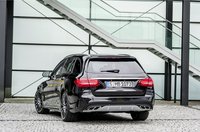 Photo 2of Mercedes-Benz C-Class Estate S205 facelift Station Wagon (2018-2021)