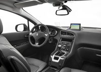 Photo 1of Peugeot 5008 (T87) facelift Minivan (2013-2017)