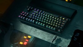 Photo 4of Razer Huntsman V2 TKL Tenkeyless Optical Mechanical Gaming Keyboard (2021)