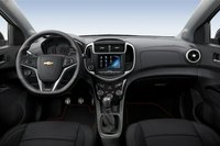 Photo 0of Chevrolet Sonic / Aveo 2 (T300) facelift Hatchback (2016-2018)