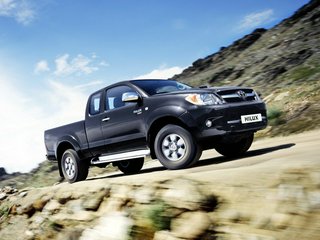Toyota Hilux 7 Extra Cab Pickup (2004-2015)